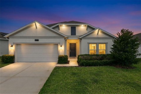 House in Groveland, Florida 4 bedrooms, 171.87 sq.m. № 2230525