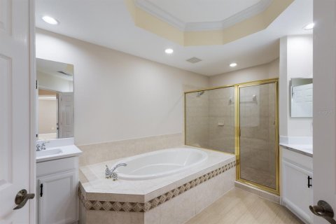 Condominio en venta en Lakewood Ranch, Florida, 3 dormitorios, 212.47 m2 № 1900784 - foto 19