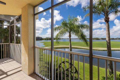 Condominio en venta en Lakewood Ranch, Florida, 3 dormitorios, 212.47 m2 № 1900784 - foto 4