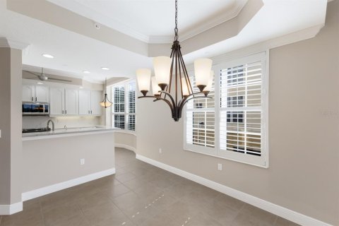 Condominio en venta en Lakewood Ranch, Florida, 3 dormitorios, 212.47 m2 № 1900784 - foto 10
