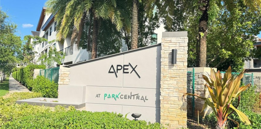 Condo à Doral, Floride, 3 chambres № 1823760