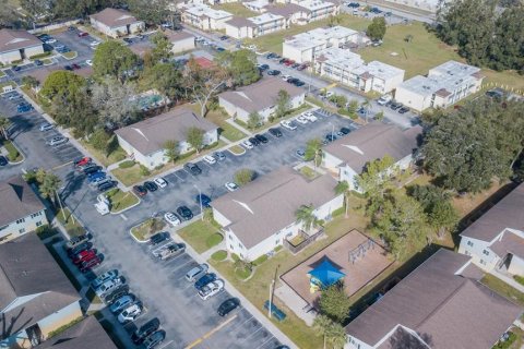 Condominio en venta en Brandon, Florida, 2 dormitorios, 85.28 m2 № 1904368 - foto 5