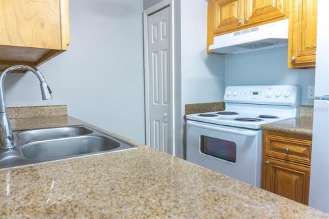 Condominio en venta en Brandon, Florida, 2 dormitorios, 85.28 m2 № 1904368 - foto 28