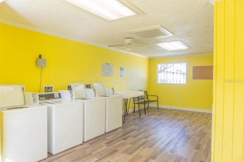 Condominio en venta en Brandon, Florida, 2 dormitorios, 85.28 m2 № 1904368 - foto 15