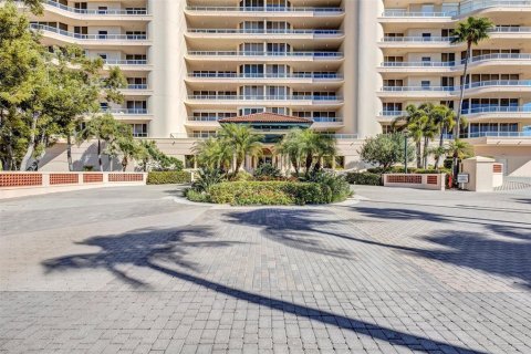 Condo in Longboat Key, Florida, 2 bedrooms № 2109547 - photo 10