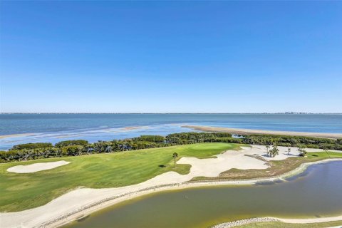 Condo in Longboat Key, Florida, 2 bedrooms № 2109547 - photo 12