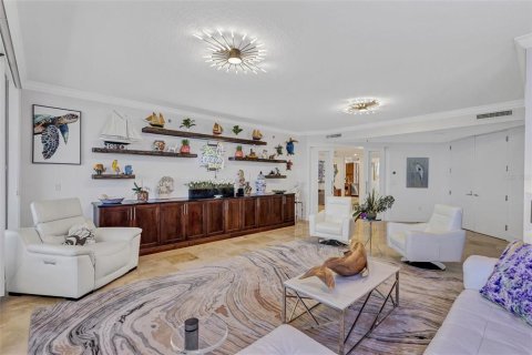 Condo in Longboat Key, Florida, 2 bedrooms № 2109547 - photo 9