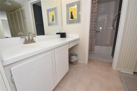 Copropriété à louer à Sarasota, Floride: 3 chambres, 119.19 m2 № 1191073 - photo 6