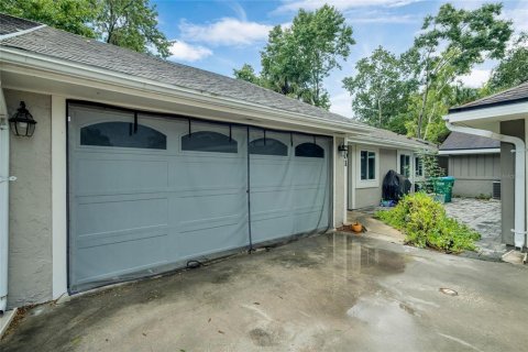 Townhouse in Winter Springs, Florida 3 bedrooms, 136.57 sq.m. № 1312495 - photo 2