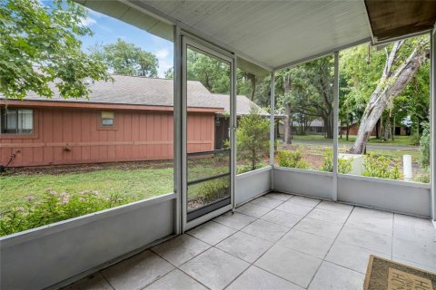 Townhouse in Winter Springs, Florida 3 bedrooms, 136.57 sq.m. № 1312495 - photo 21