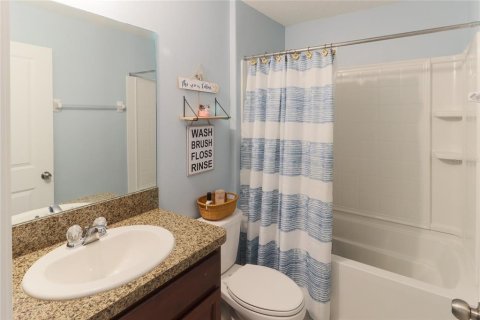 House in Ruskin, Florida 3 bedrooms, 143.07 sq.m. № 2219814 - photo 30