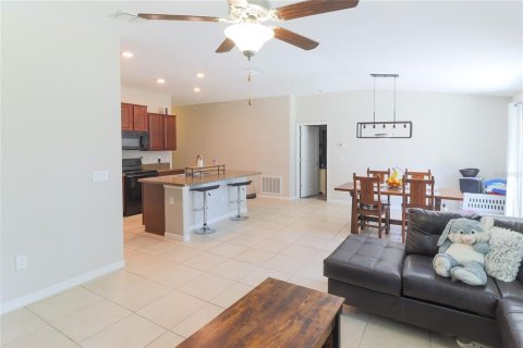 House in Ruskin, Florida 3 bedrooms, 143.07 sq.m. № 2219814 - photo 10