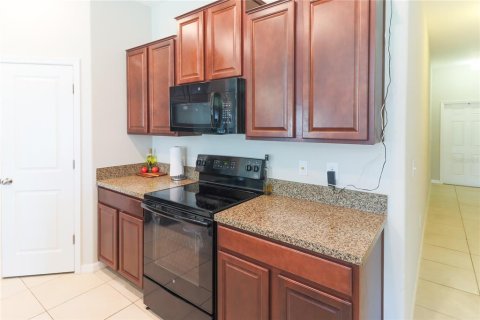 House in Ruskin, Florida 3 bedrooms, 143.07 sq.m. № 2219814 - photo 3