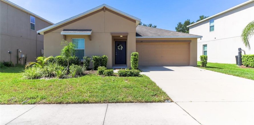 House in Ruskin, Florida 3 bedrooms, 143.07 sq.m. № 2219814