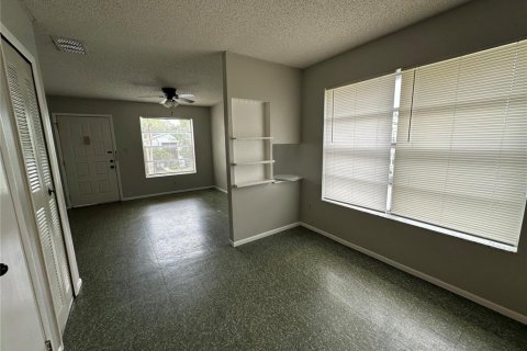 Condominio en alquiler en Orlando, Florida, 1 dormitorio, 49.15 m2 № 1905794 - foto 5
