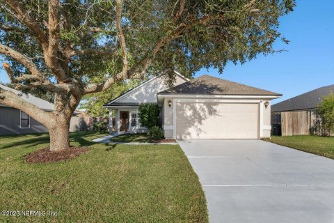 House in Jacksonville, Florida 3 bedrooms, 137.68 sq.m. № 865824 - photo 1