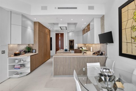 Купить кондоминиум в Авентура, Флорида 5 спален, 458.01м2, № 2025007 - фото 23