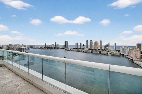 Купить кондоминиум в Авентура, Флорида 5 спален, 458.01м2, № 2025007 - фото 27