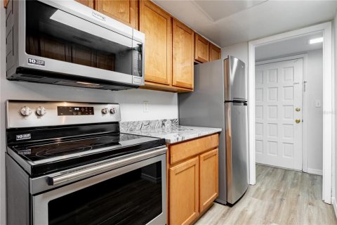 Condominio en venta en Casselberry, Florida, 2 dormitorios, 96.62 m2 № 1679433 - foto 2