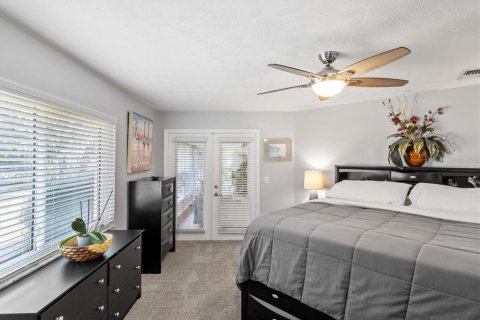 House in Crystal River, Florida 3 bedrooms, 177.44 sq.m. № 1553519 - photo 27