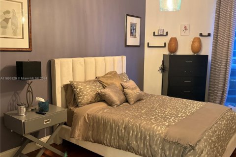 Купить кондоминиум в Серфсайд, Флорида 2 спальни, 161.65м2, № 1965643 - фото 14