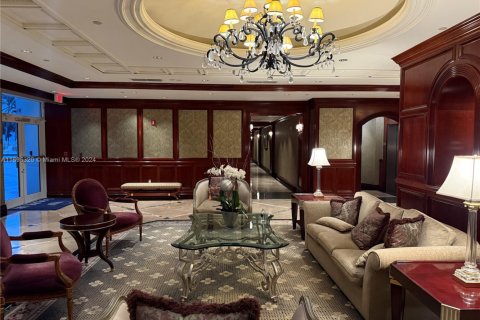 Купить кондоминиум в Серфсайд, Флорида 2 спальни, 161.65м2, № 1965643 - фото 7