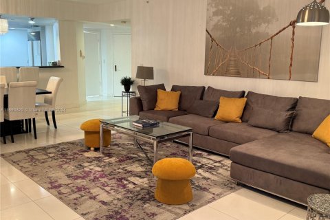 Купить кондоминиум в Серфсайд, Флорида 2 спальни, 161.65м2, № 1965643 - фото 4