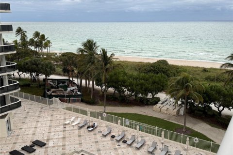 Купить кондоминиум в Серфсайд, Флорида 2 спальни, 161.65м2, № 1965643 - фото 19