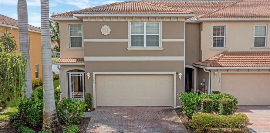 Townhouse in Fort Myers, Florida 3 bedrooms, 187.48 sq.m. № 1841633