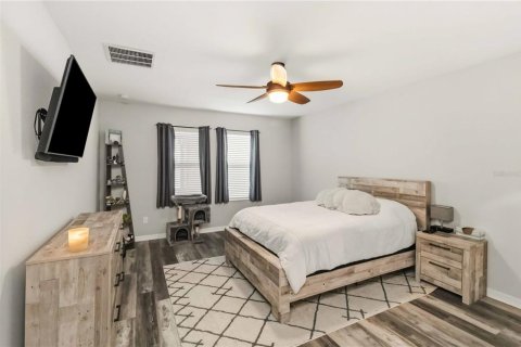 Villa ou maison à vendre à Apollo Beach, Floride: 6 chambres, 312.34 m2 № 2383509 - photo 16