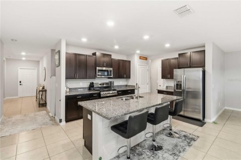 Villa ou maison à vendre à Apollo Beach, Floride: 6 chambres, 312.34 m2 № 2383509 - photo 12