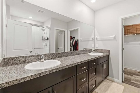 Villa ou maison à vendre à Apollo Beach, Floride: 6 chambres, 312.34 m2 № 2383509 - photo 19