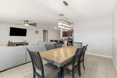 Villa ou maison à vendre à Apollo Beach, Floride: 6 chambres, 312.34 m2 № 2383509 - photo 11