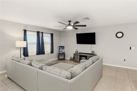 Villa ou maison à vendre à Apollo Beach, Floride: 6 chambres, 312.34 m2 № 2383509 - photo 8