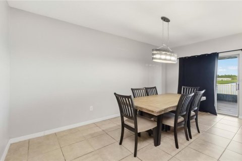 Villa ou maison à vendre à Apollo Beach, Floride: 6 chambres, 312.34 m2 № 2383509 - photo 10