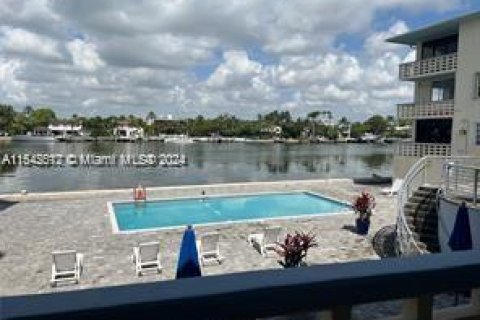 Condominio en venta en Miami Beach, Florida № 1980038 - foto 5