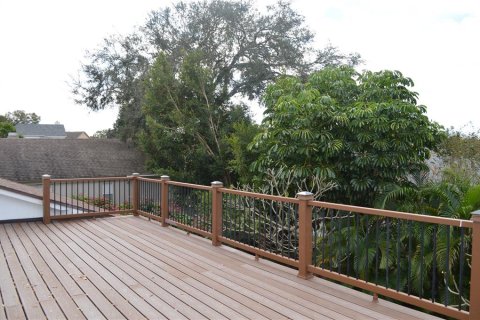 House in Orlando, Florida 5 bedrooms, 274.8 sq.m. № 1514232 - photo 3