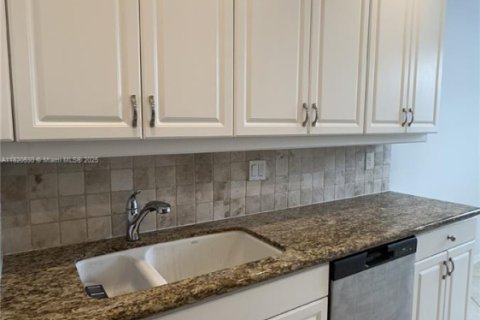 Townhouse in Jupiter, Florida 3 bedrooms, 119.84 sq.m. № 1790257 - photo 6