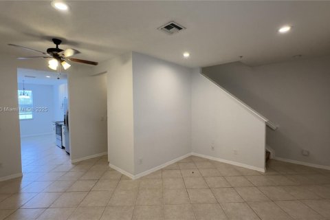 Townhouse in Jupiter, Florida 3 bedrooms, 119.84 sq.m. № 1790257 - photo 2