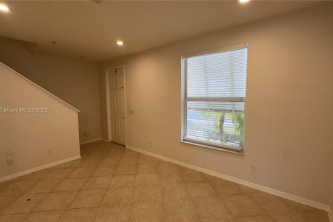Townhouse in Jupiter, Florida 3 bedrooms, 119.84 sq.m. № 1790257 - photo 4