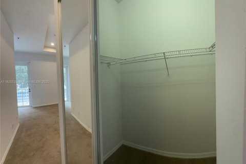 Townhouse in Jupiter, Florida 3 bedrooms, 119.84 sq.m. № 1790257 - photo 17
