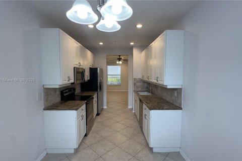 Townhouse in Jupiter, Florida 3 bedrooms, 119.84 sq.m. № 1790257 - photo 11