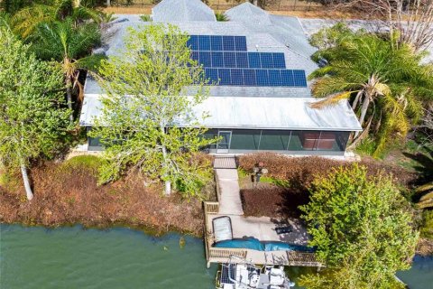 Casa en Land O' Lakes, Florida 3 dormitorios, 223.52 m2 № 2107083