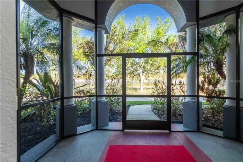 Villa ou maison à vendre à Land O' Lakes, Floride: 3 chambres, 223.52 m2 № 2107083 - photo 7