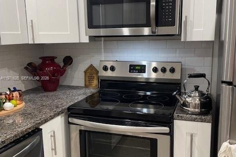 Condominio en venta en Lauderhill, Florida, 2 dormitorios, 86.12 m2 № 2032899 - foto 2