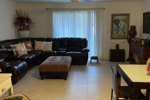 Condominio en venta en Lauderhill, Florida, 2 dormitorios, 86.12 m2 № 2032899 - foto 6