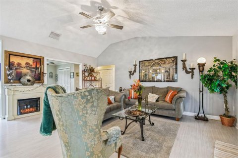 Casa en venta en Tarpon Springs, Florida, 3 dormitorios, 191.94 m2 № 1906758 - foto 9