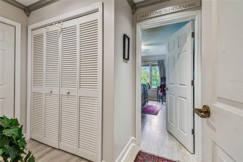 Casa en venta en Tarpon Springs, Florida, 3 dormitorios, 191.94 m2 № 1906758 - foto 25