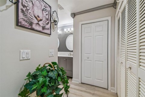 Casa en venta en Tarpon Springs, Florida, 3 dormitorios, 191.94 m2 № 1906758 - foto 29
