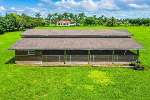 Снять в аренду виллу или дом в Майами, Флорида 4 спальни, 228.82м2, № 2000439 - фото 3